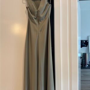 Elegant Green Evening Gown